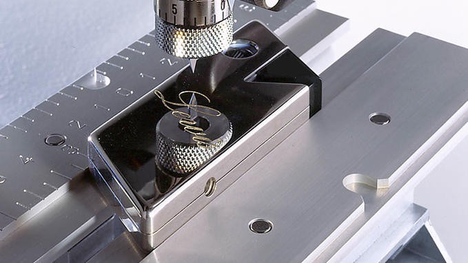 IS200 - Compact Electronic Engraver
