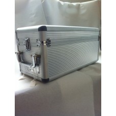Aluminium aromatheropy case.