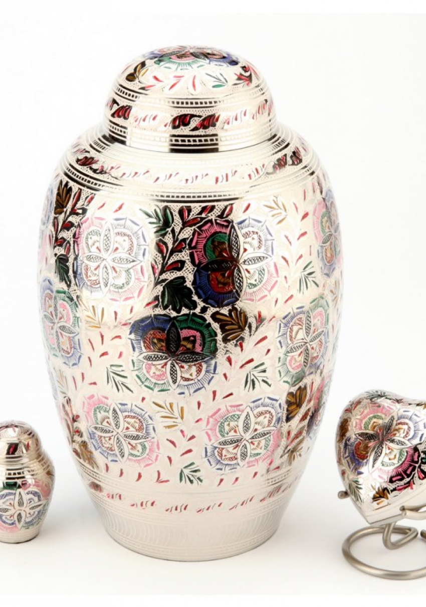FARNHAM FLOWER CREMATION ASHES URN with keepsakes