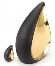 Teardrop Ashes Urns