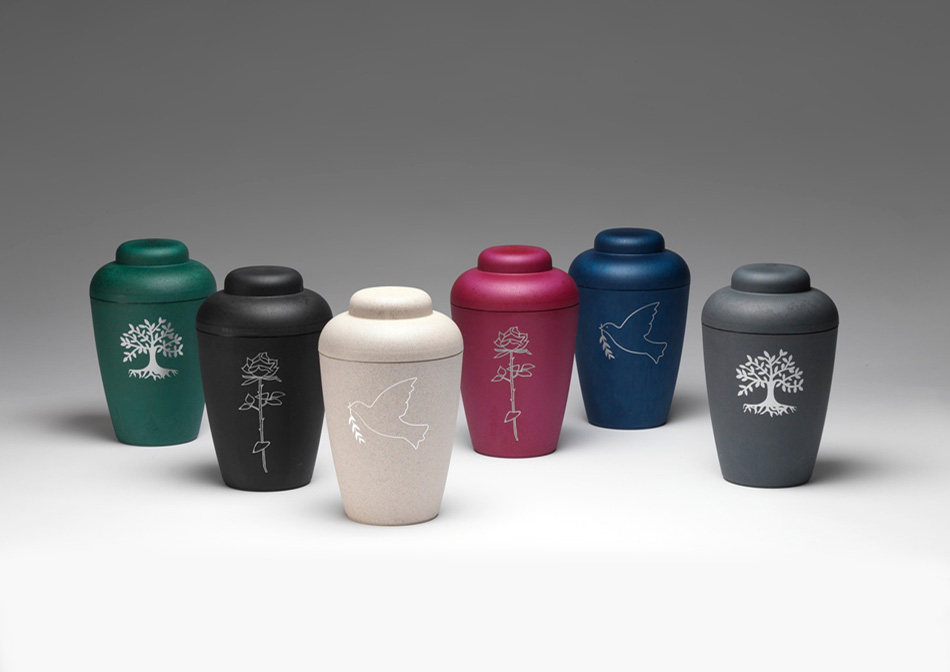 Bio-degradable urns