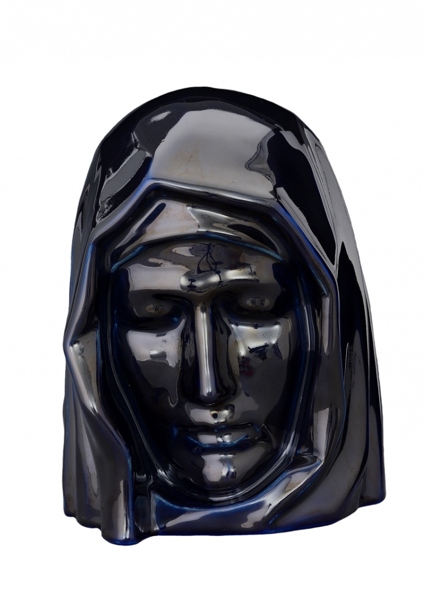 THE HOLY MOTHER CREMATION ASHES URN RANGE
