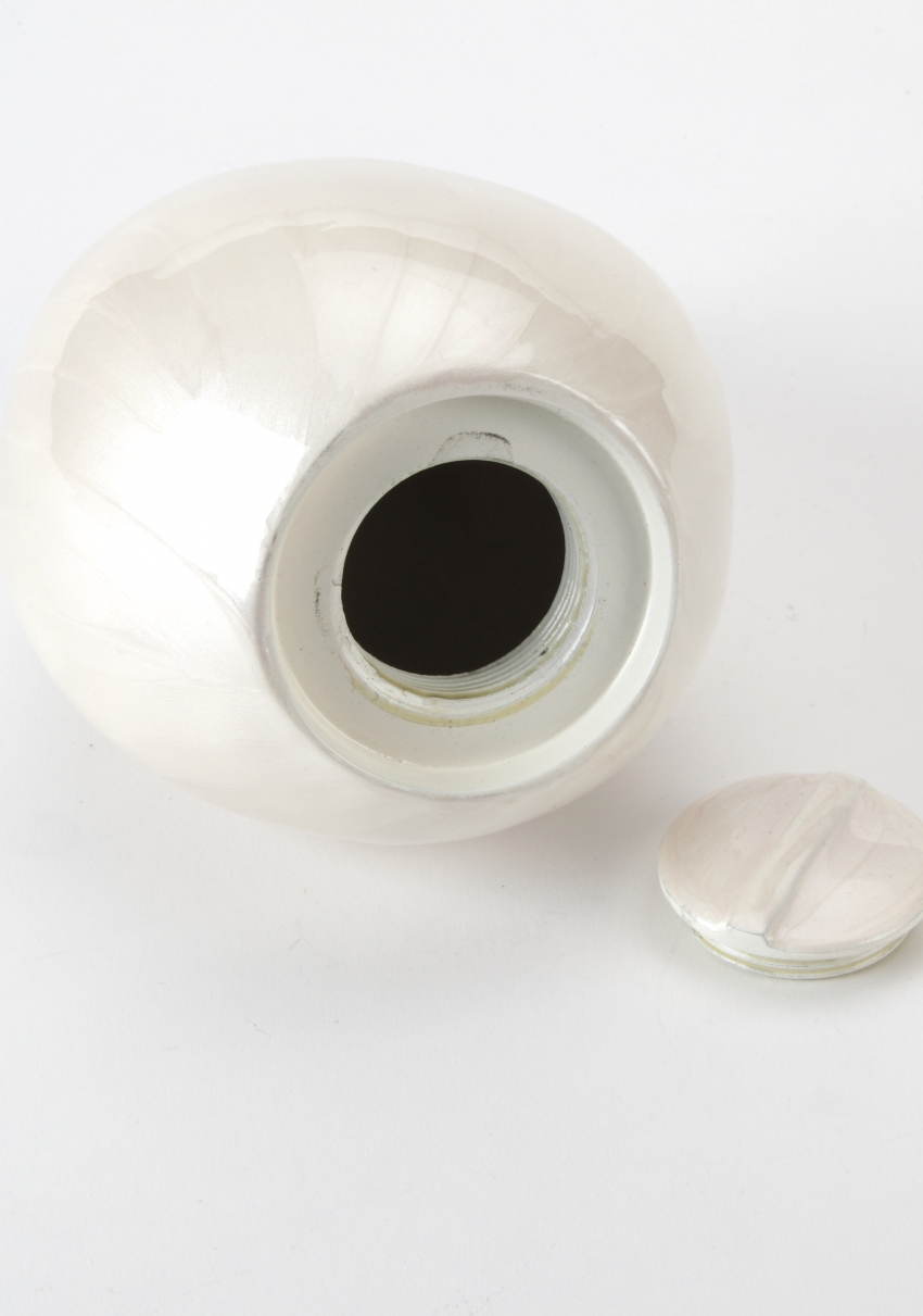 TIVERTON PEARL CREMATION ASHES URN